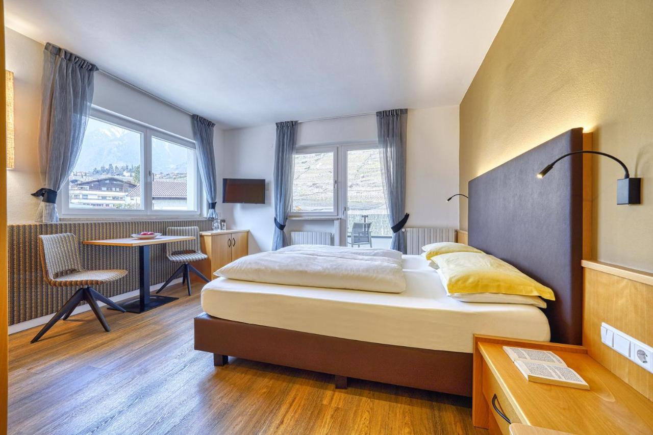 Das Mitterplarser Hotel Lagundo Dış mekan fotoğraf