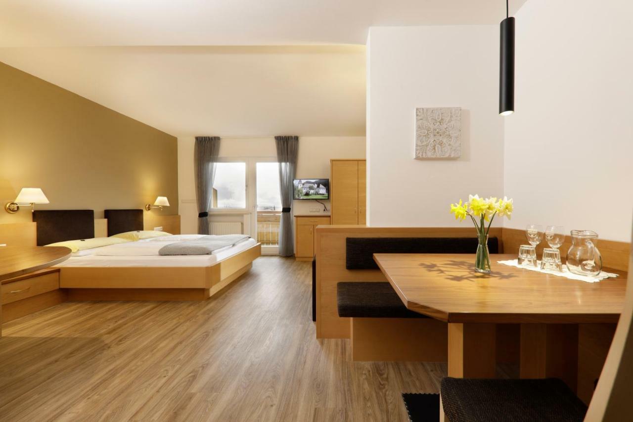 Das Mitterplarser Hotel Lagundo Dış mekan fotoğraf
